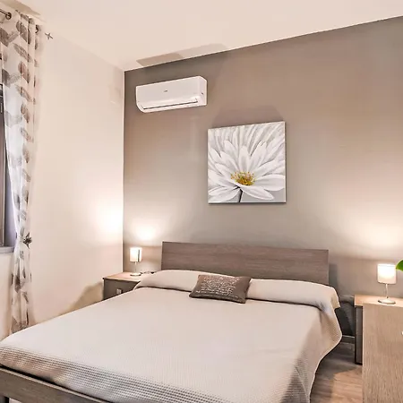 Villa Lucia By Interhome